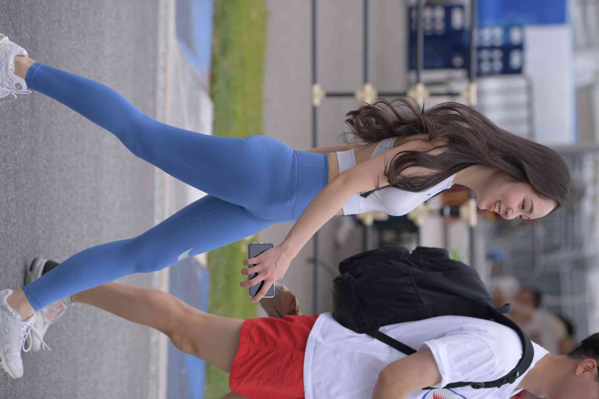 图片[4]-陪男朋友逛街的瑜伽裤女孩【74P】04034-思小愿