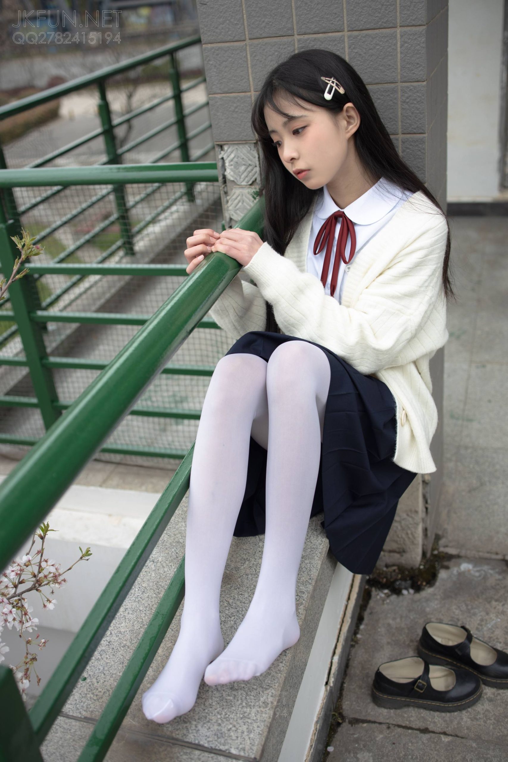 图片[5]-甜美可人的白丝姑娘【127P】20011-思小愿
