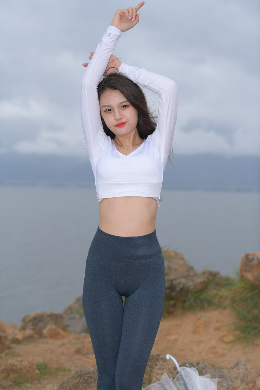 图片[2]-深蓝色瑜伽裤甜美女孩 J1320 514P2V-17.5GB-思小愿