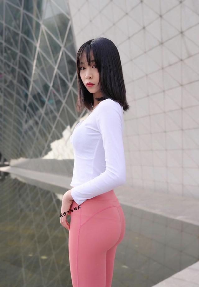 图片[4]-粉色瑜伽裤年轻女孩 J1311 417P17V-14.9GB-思小愿