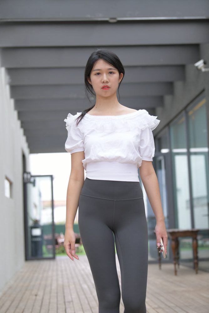 户外瑜伽女孩J3985 709P2V-34.2GB-思小愿