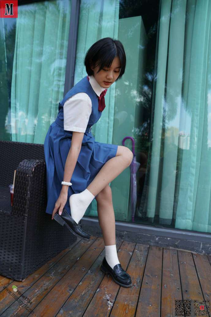 图片[3]-一副学生模样的短发姑娘【112P】20023-思小愿