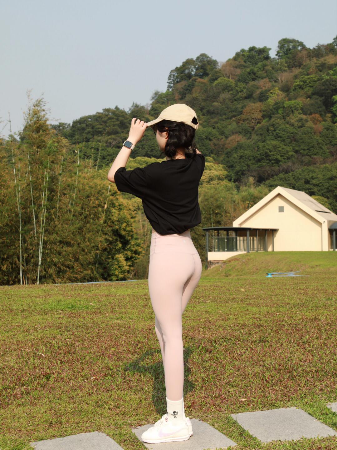 图片[2]-喜欢瑜伽的阳光快乐女孩【135P】04042-思小愿