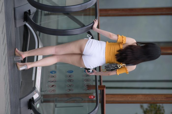 高腰白色短裤的漂亮女孩【767P】00065-思小愿