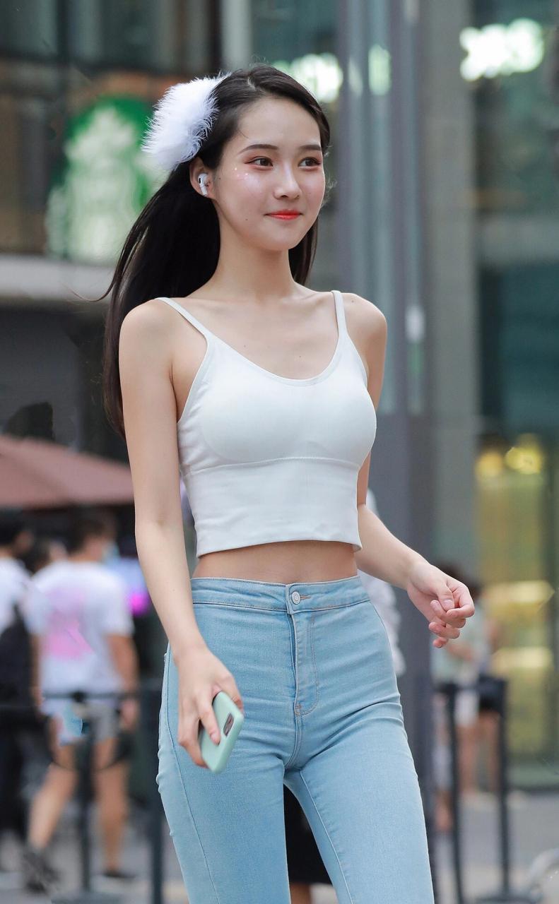 图片[1]-非常漂亮的牛仔裤女孩 J2144 98P1V-1.92GB-思小愿
