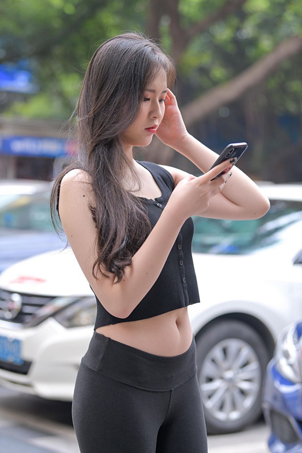 图片[5]-喝奶茶的黑色瑜伽裤长发姑娘【376P】00055-思小愿